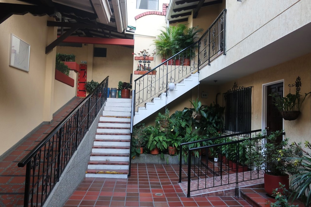 Hotel Stein Colonial 5/71