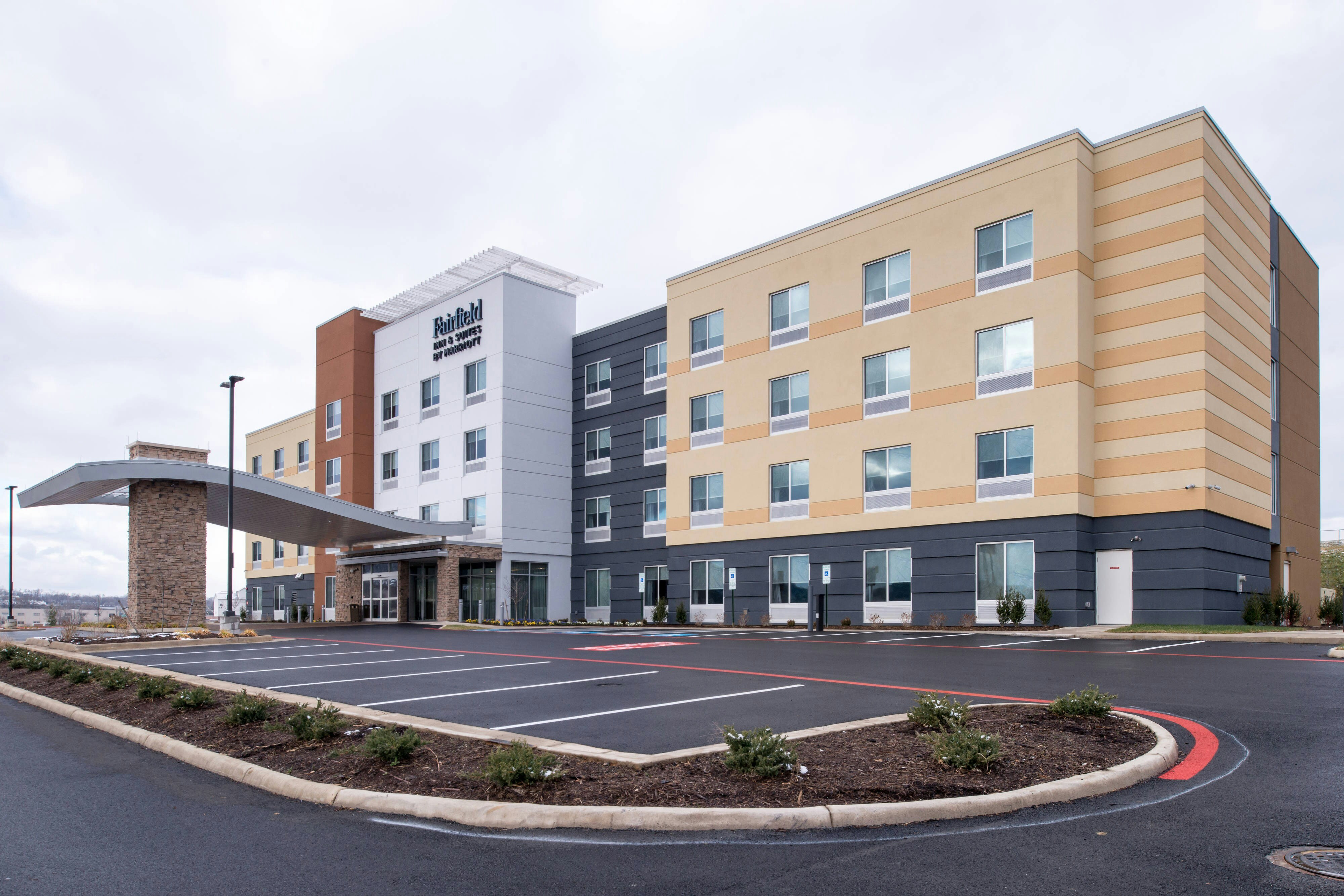 Fairfield Inn And Suites By Marriott Staunton 2/18