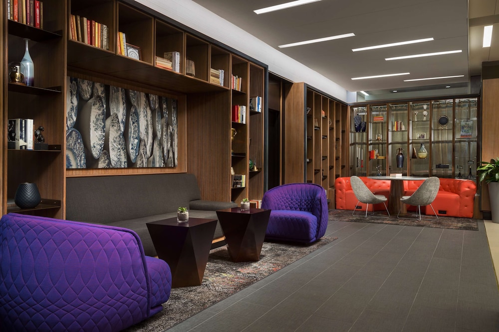 Hyatt Centric Arlington 44/73