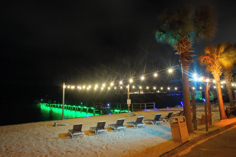 Navarre Beach Camping Resort 54/61