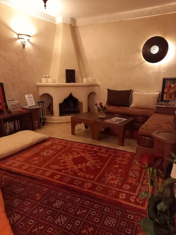 Riad Cherrata 32/49