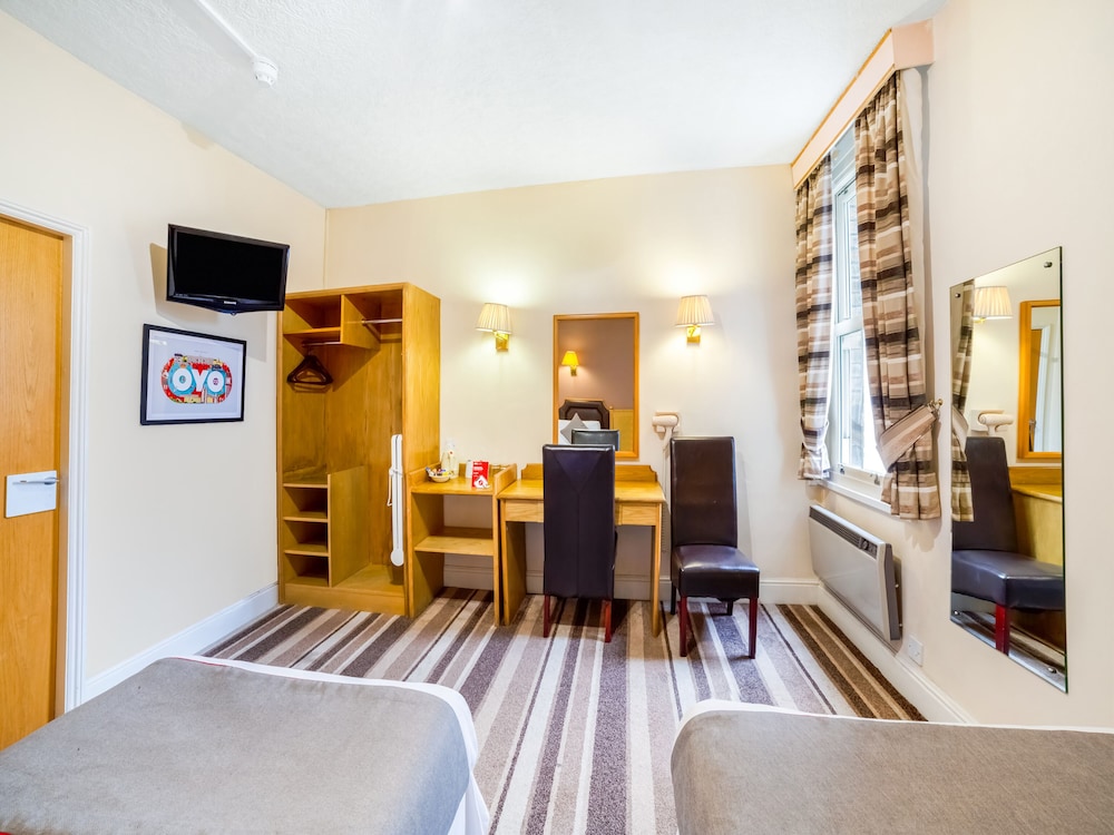 Cardiff Sandringham Hotel 47/53