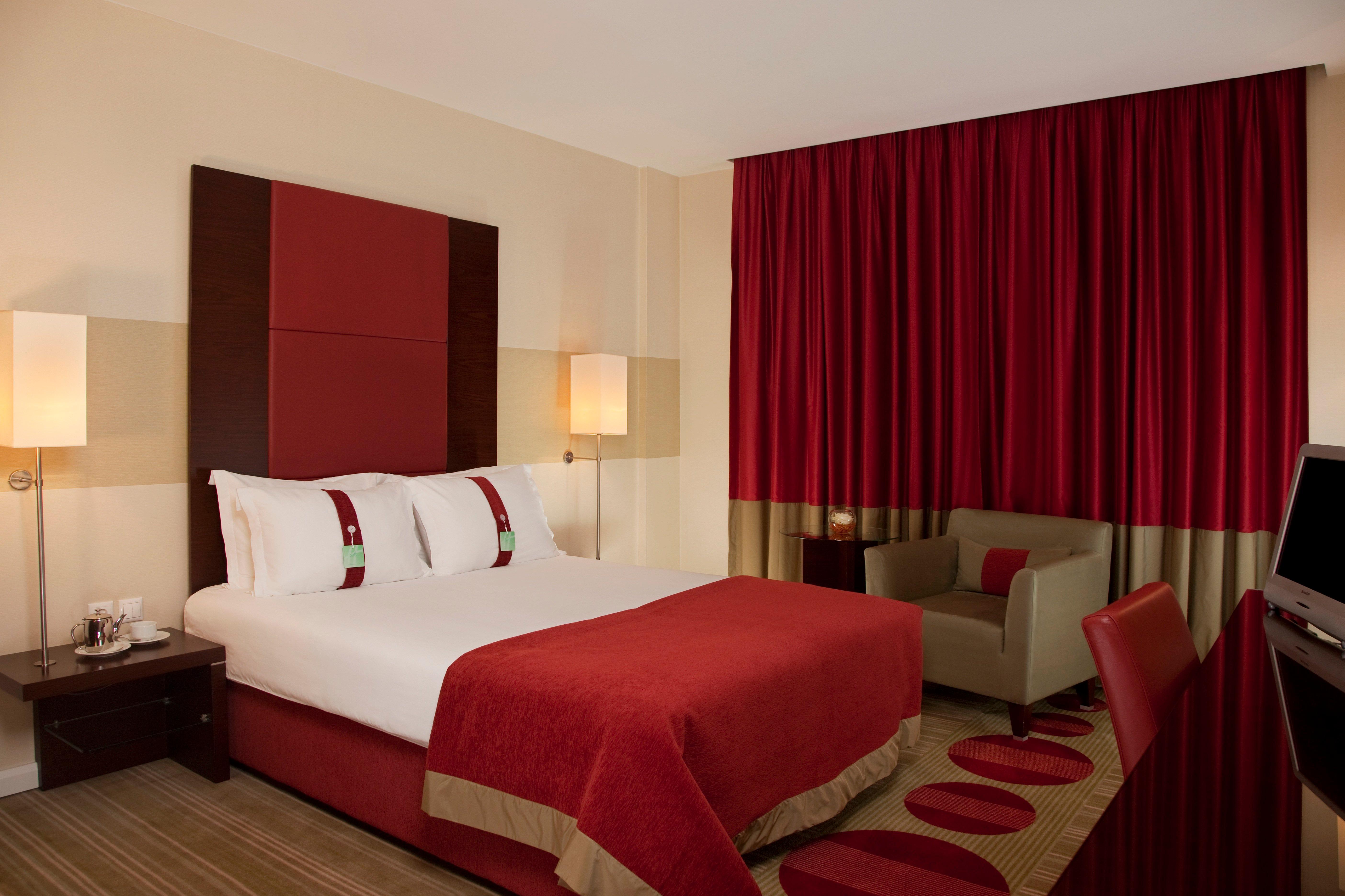 Room, Double Bed, Lake View