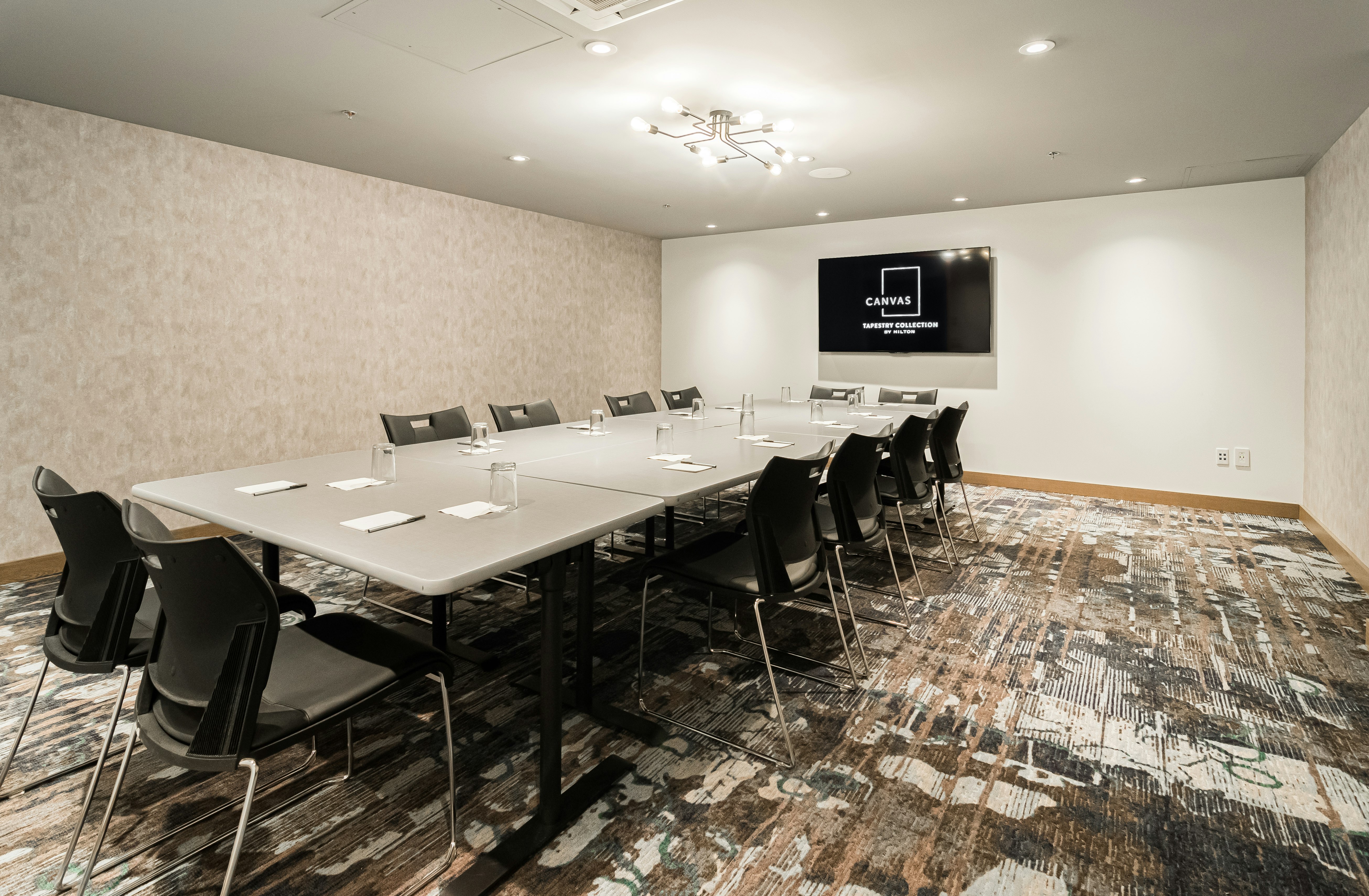 Canvas Moncton Tapestry Collection By Hilton 14/17
