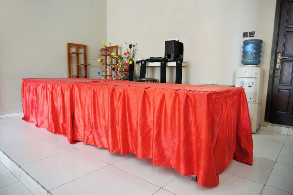 SPOT ON 2629 Duta Karimun 35/50