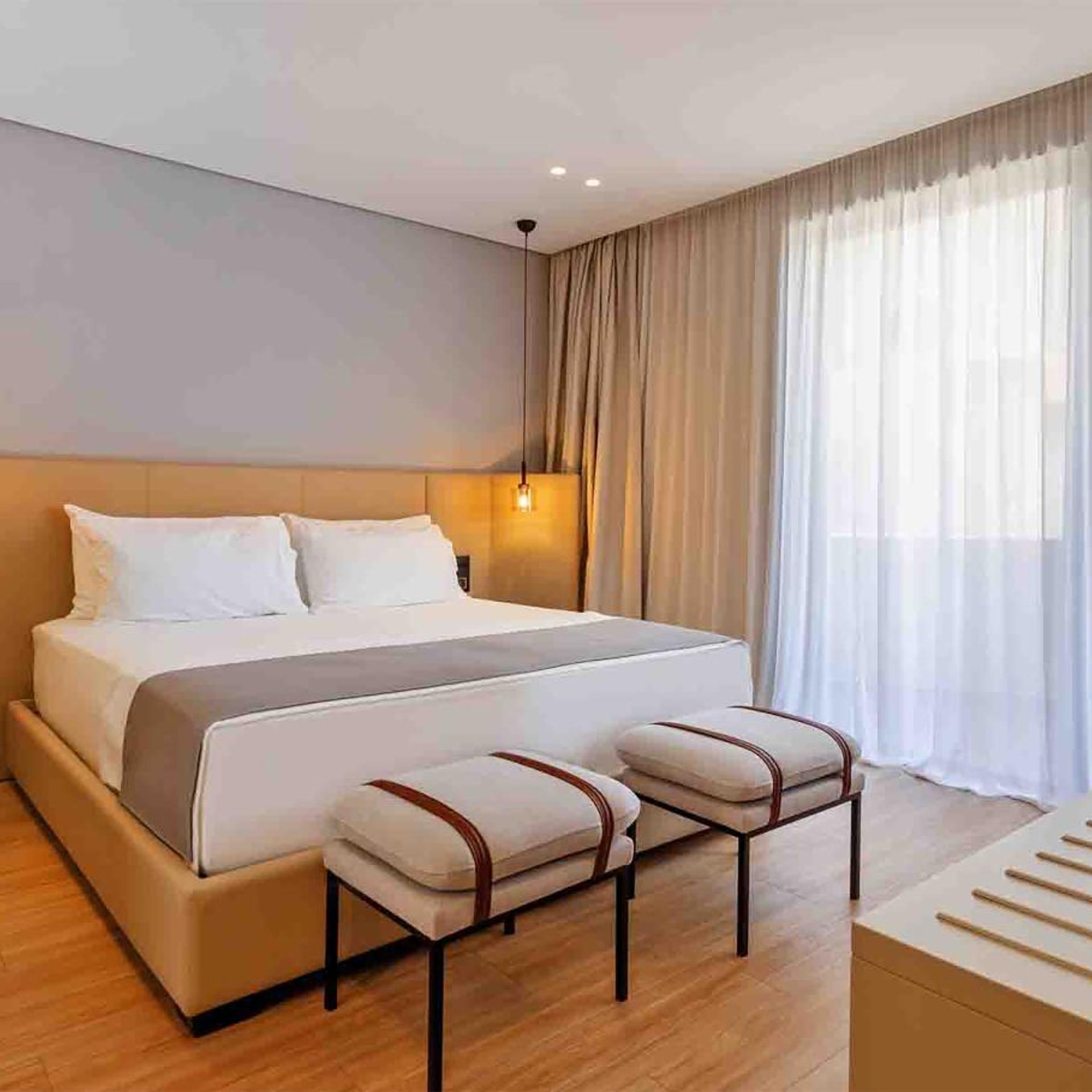 Yacht Premium Hotel 11/50