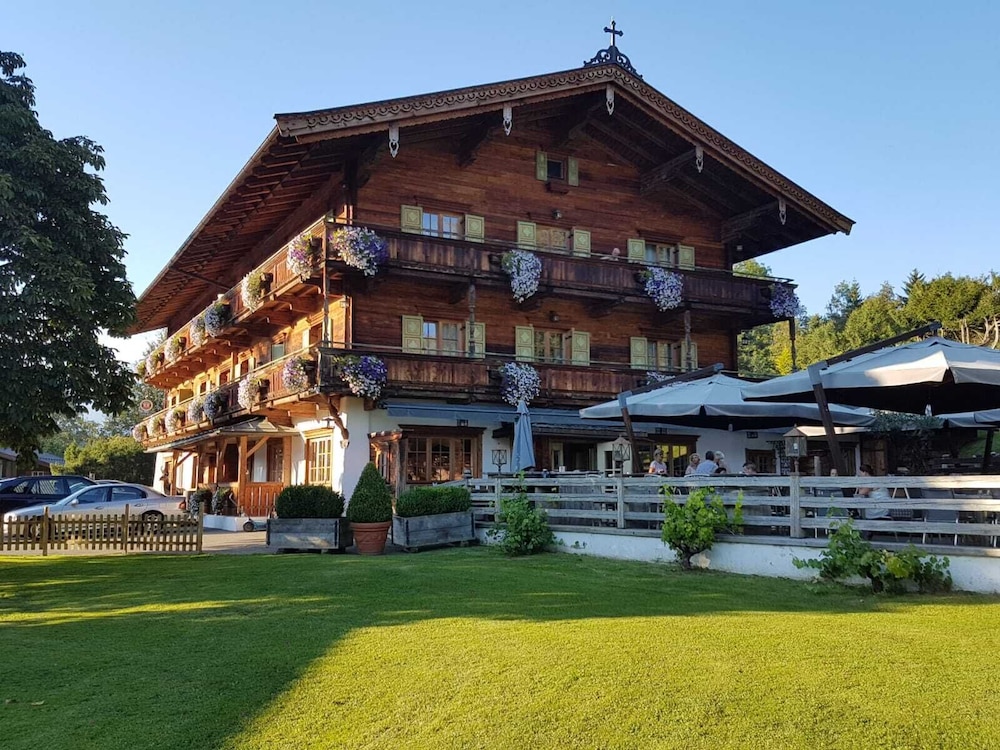 Landhotel Wirtshaus Vordergrub 36/39