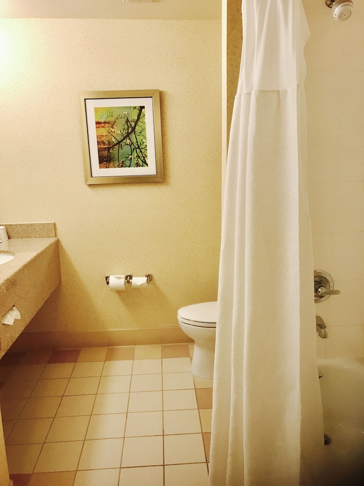 Fairfield Inn & Suites Sacramento Airport Natomas 7/23