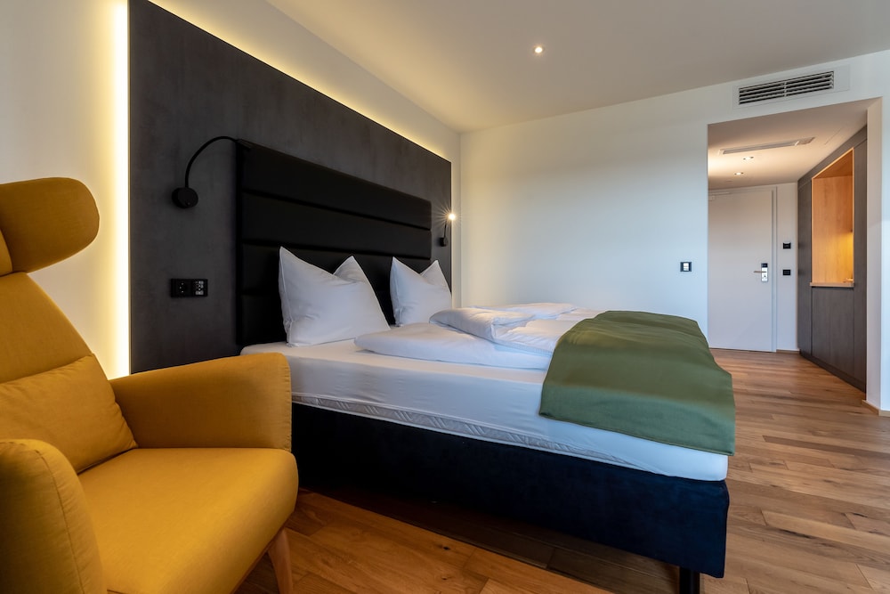 غرفة كومفورت بسرير كينج، Augsburg Hotel Sonnenhof 2/6