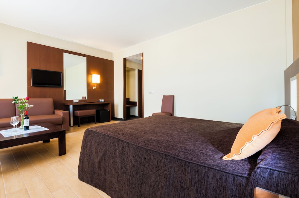 Hotel Ciudad de Alcaniz 10/50