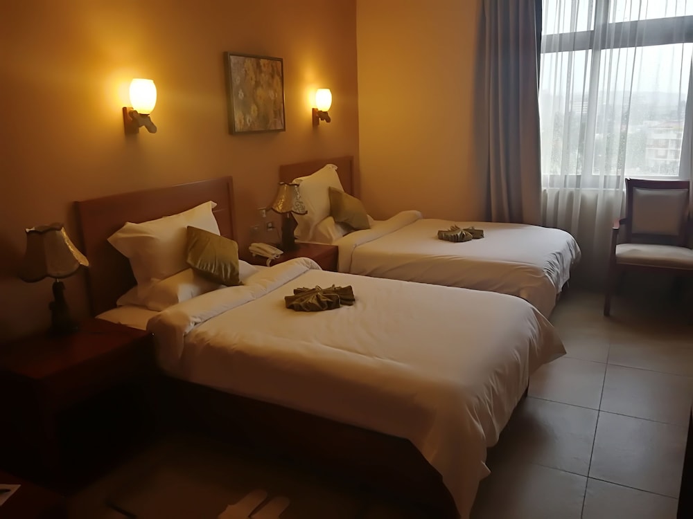 Ye-Afoli International Hotel 14/79