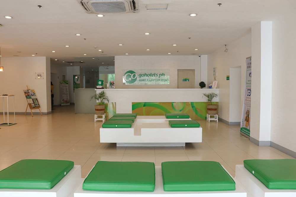 Lobby at Go Hotels Manila Airport Road, PARANAQUE