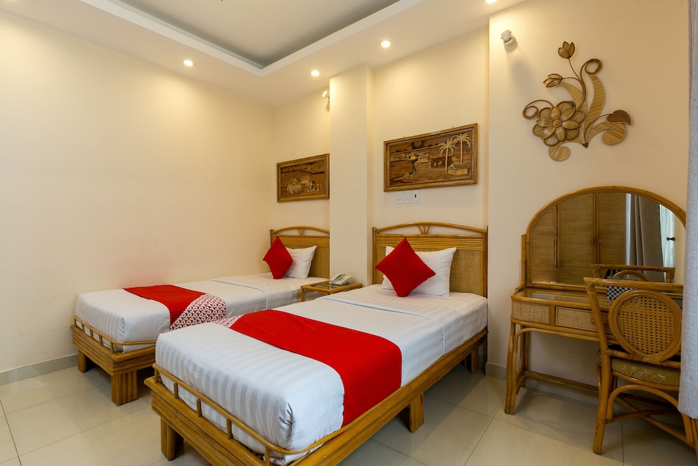 Calmette Hotel 26/50