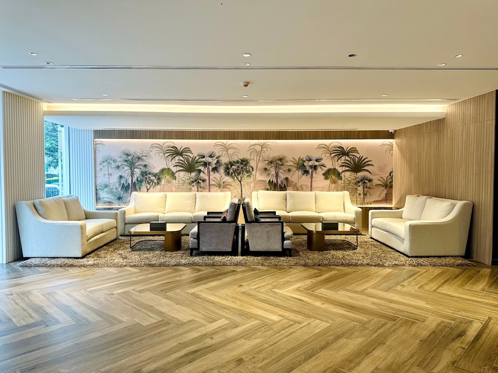 Lobby at Grace AT FIVE Bangkok Hotel, BANGKOK