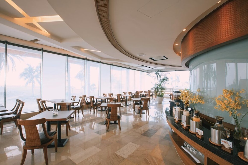 Sizihwan Sunset Beach Resort 38/50
