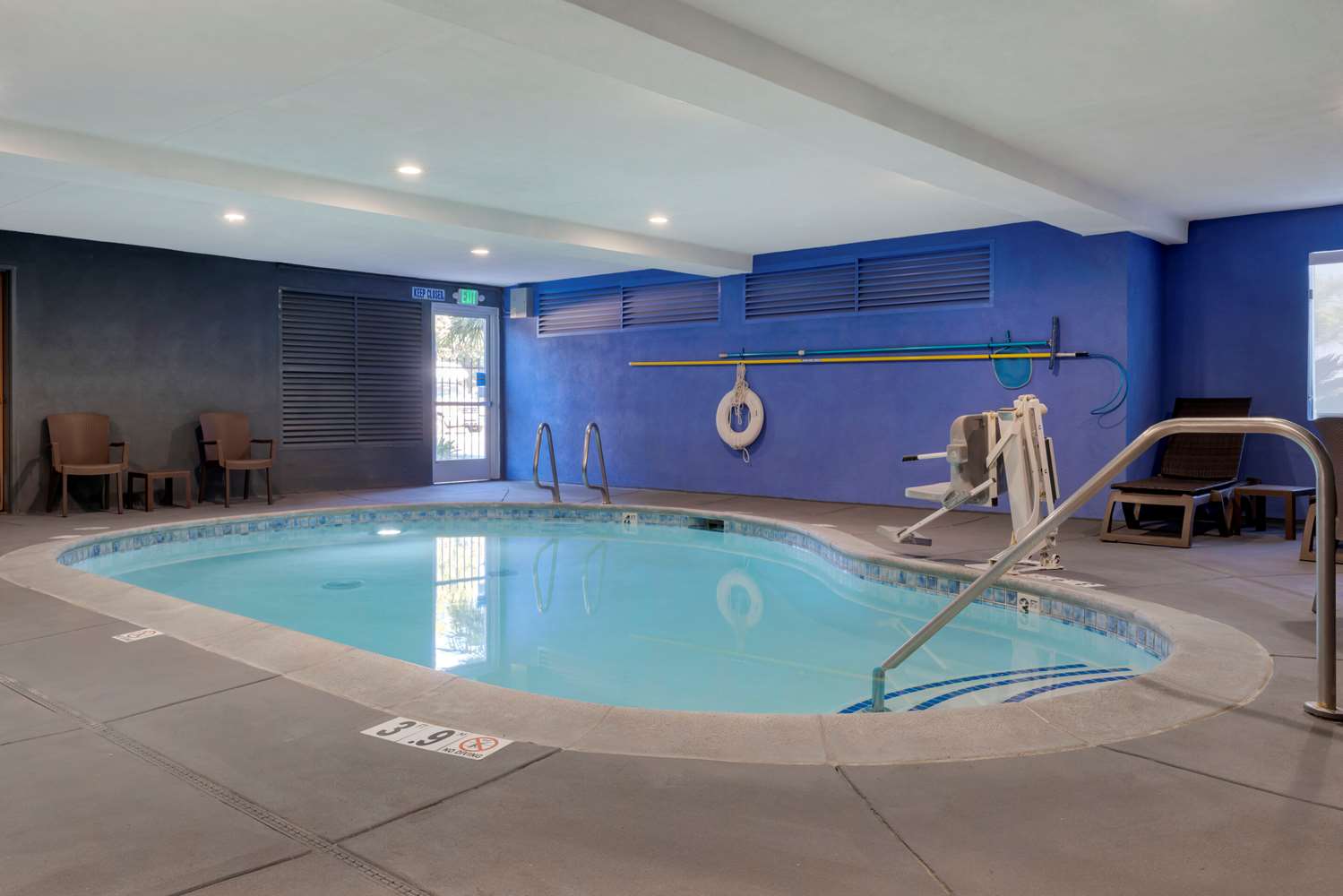 Comfort Suites Marysville Yuba City 25/35