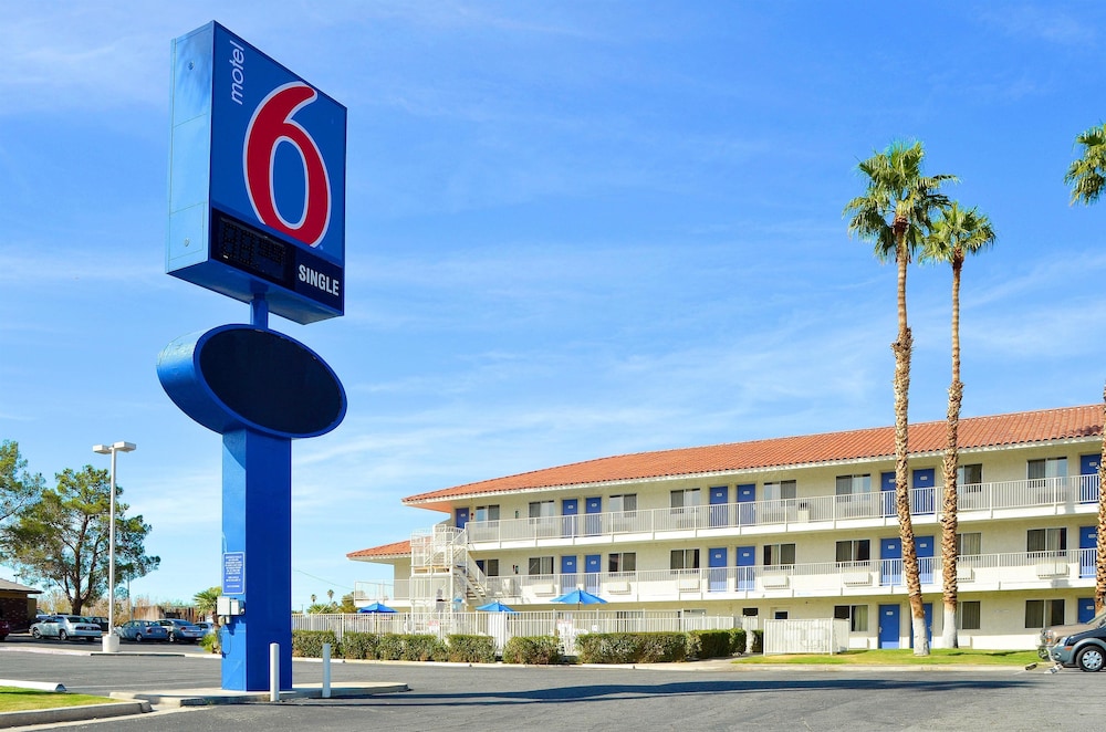 Motel6 Twentynine Palms, CA 34/43