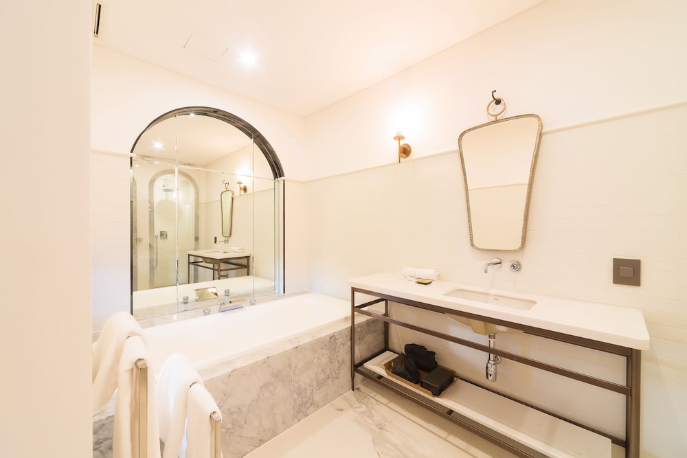 Interior, Suite, Double Bed, Terrace or Bathtub، Hotel Museo 3/3