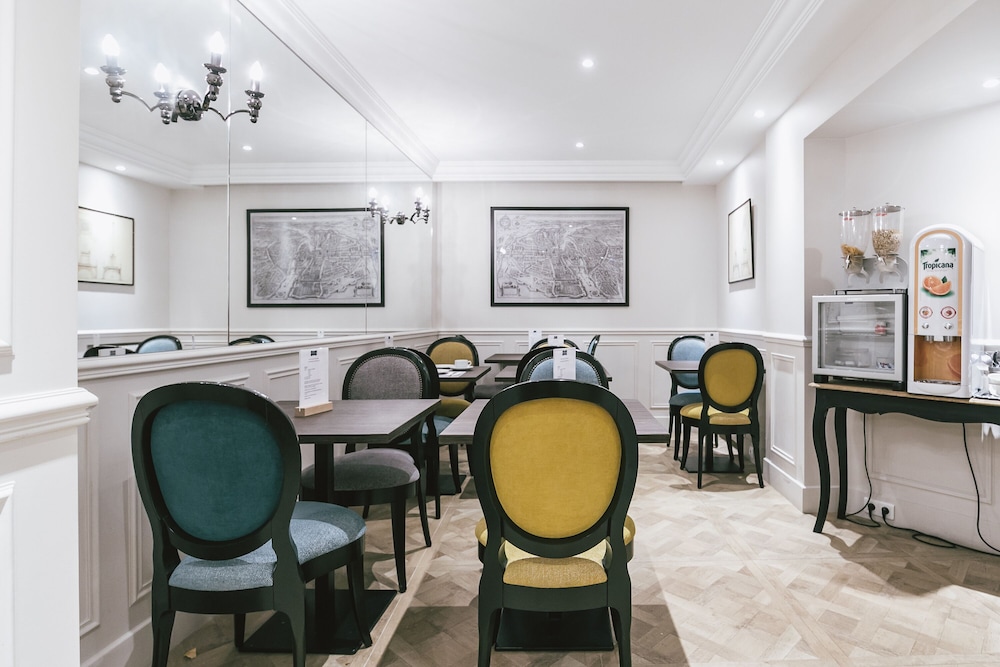 Hotel Saint Christophe 63/68