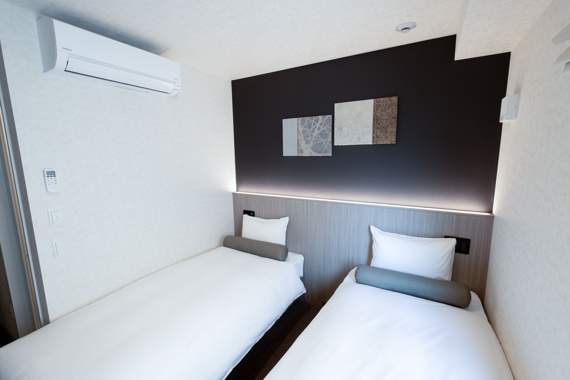 STANDARD, TWIN BEDS