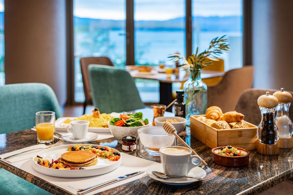 Mount Athos Resort 38/49