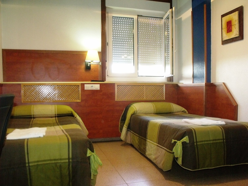 Hotel Ria De Bilbao 9/28
