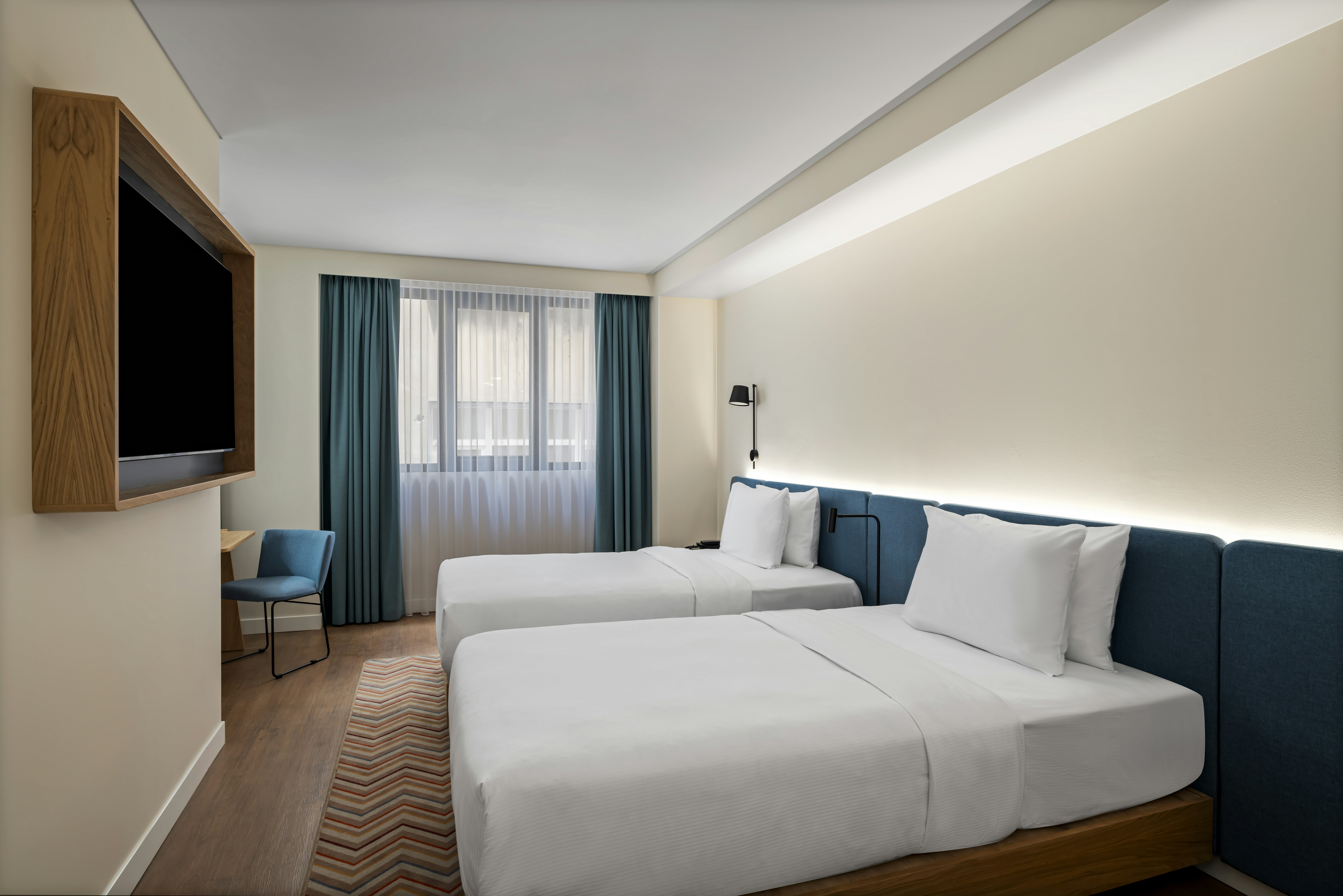 ROOM, TWIN BEDS