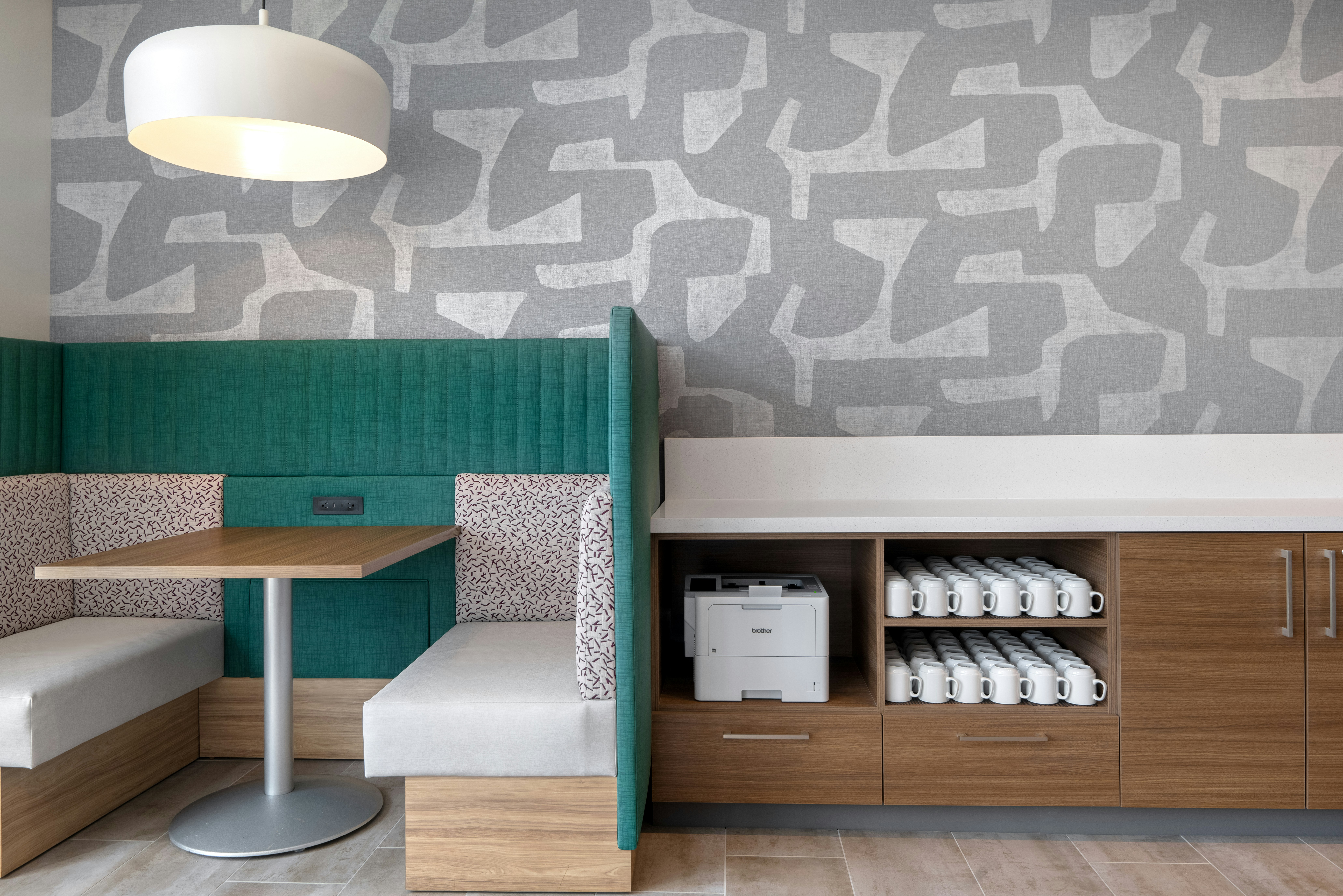Home2 Suites by Hilton Sheboygan 18/29