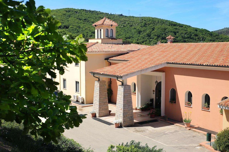 Pausania Inn 3/36