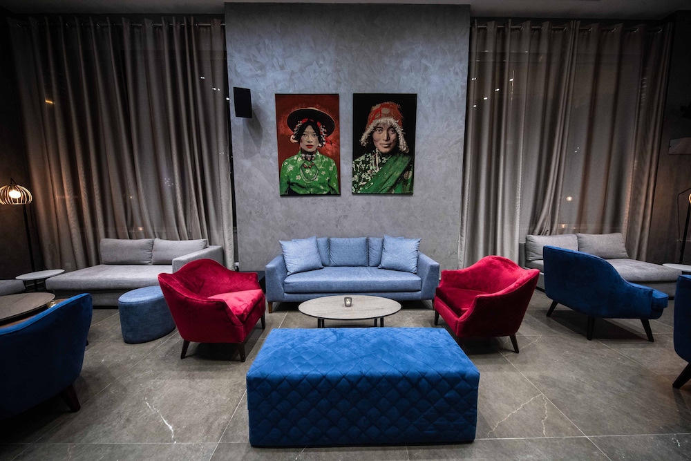 Oaks Beirut 18/33