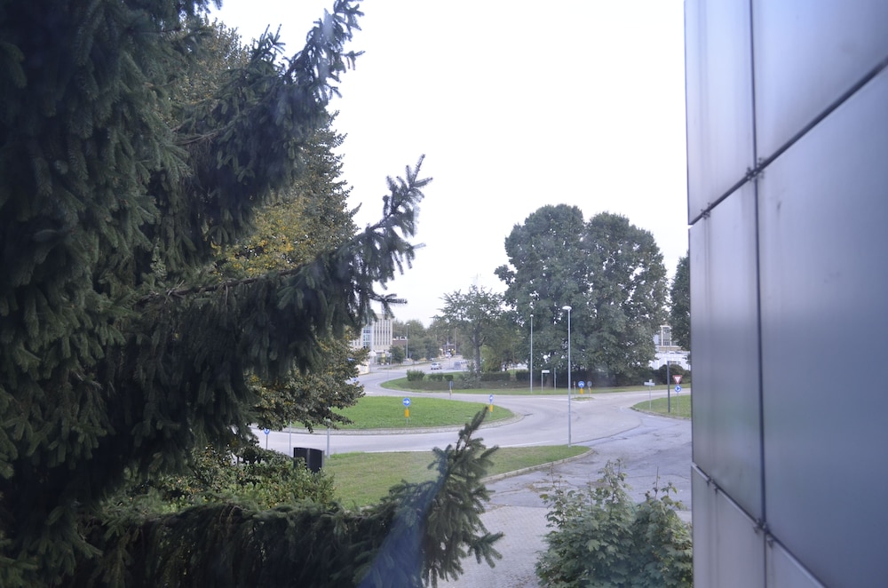 Hotel Cavalieri Pinerolo 23/27