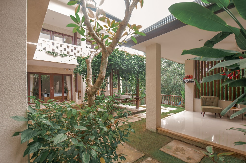 The Lokal Penida 28/32