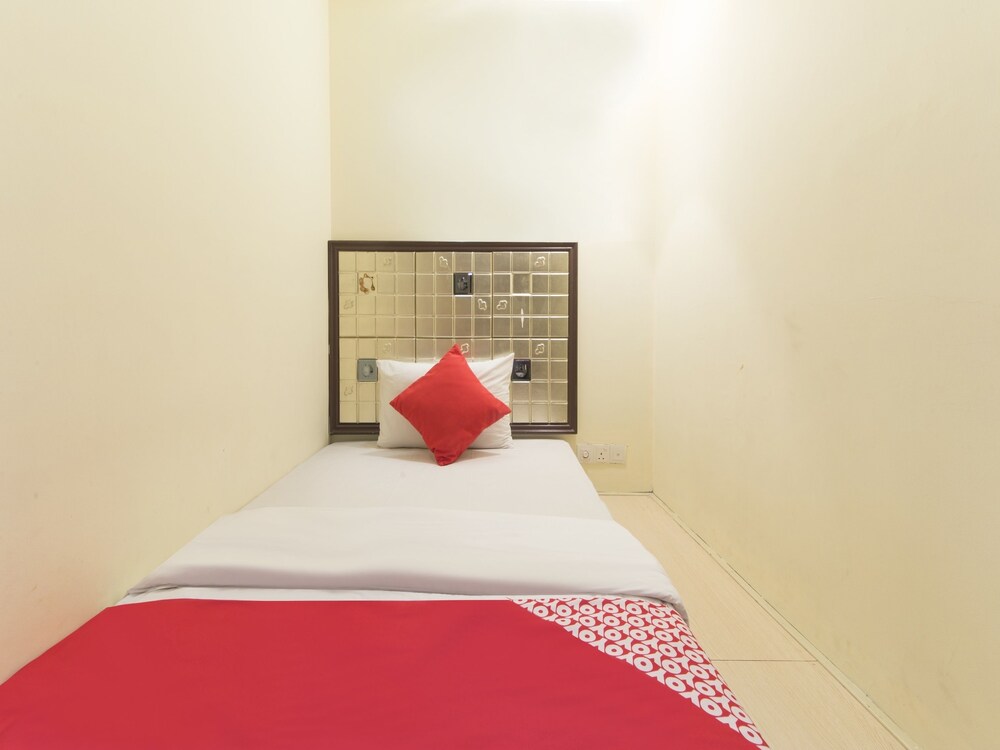 OYO 90894 Hotel Smc I-city 15/54