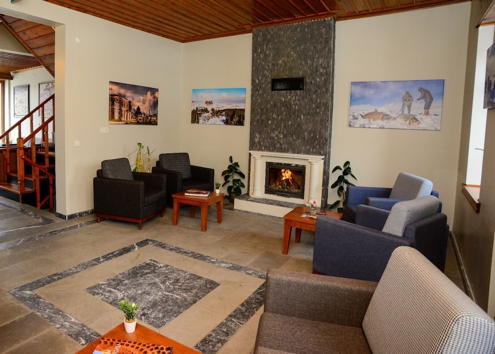 Ahiska Palas Otel 30/46