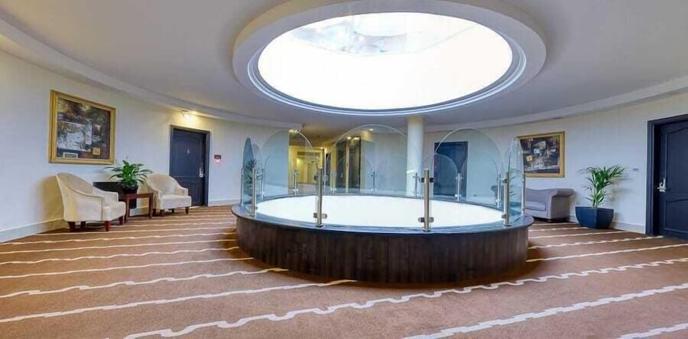 SANDY PALACE HOTEL 27/50