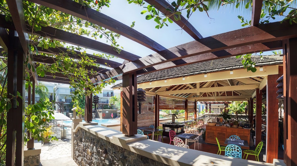 Les Creoles Hotel 12/50