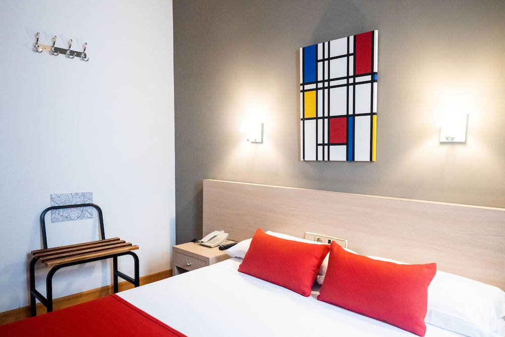 HOSTAL PERSAL 12/34