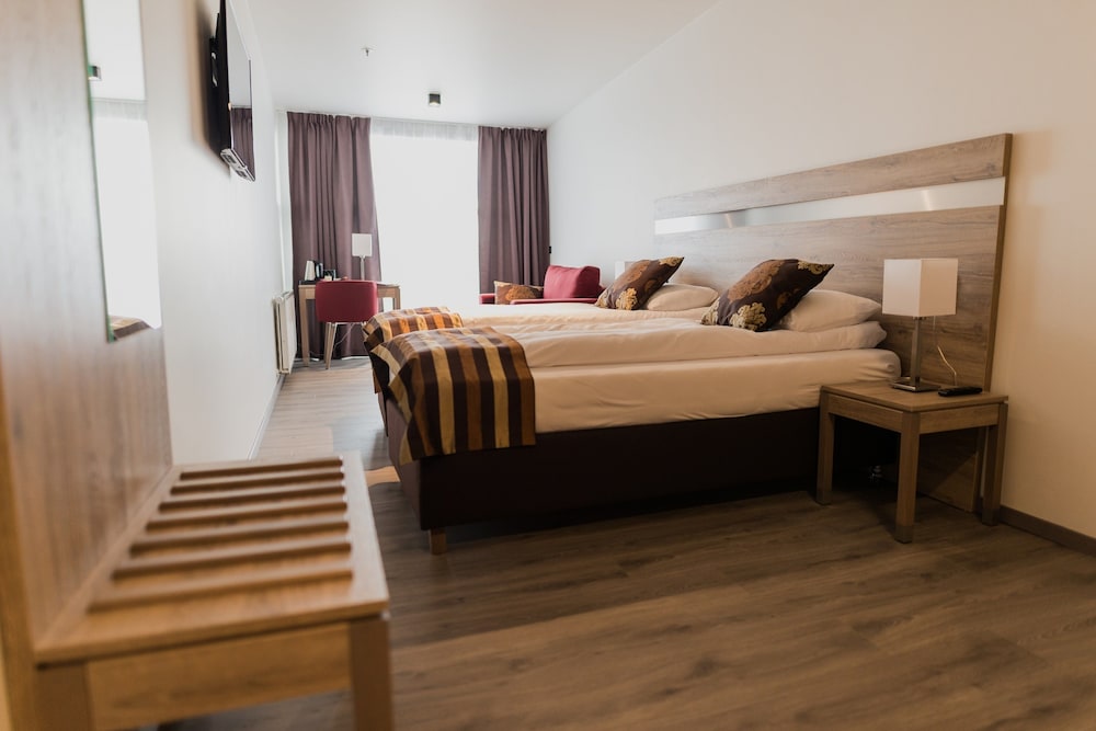 Hotel Duus 16/50