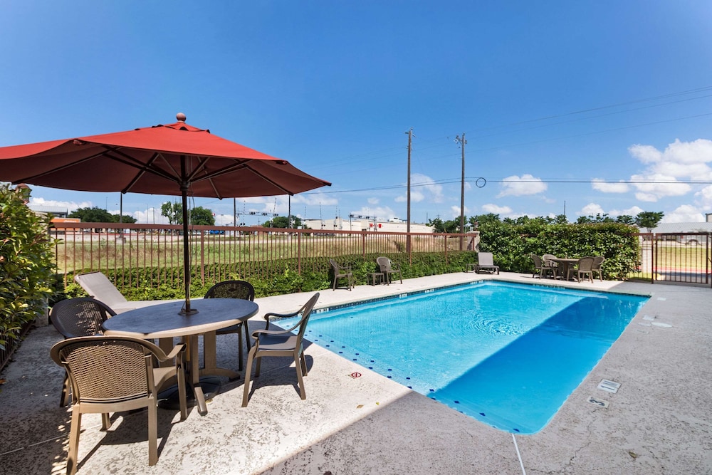 Quality Inn Cedar Park - Austin Northwest 42/50
