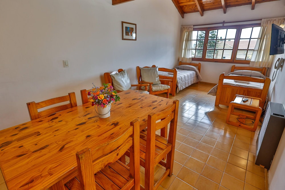 La Ponderosa Apart Hotel 31/50