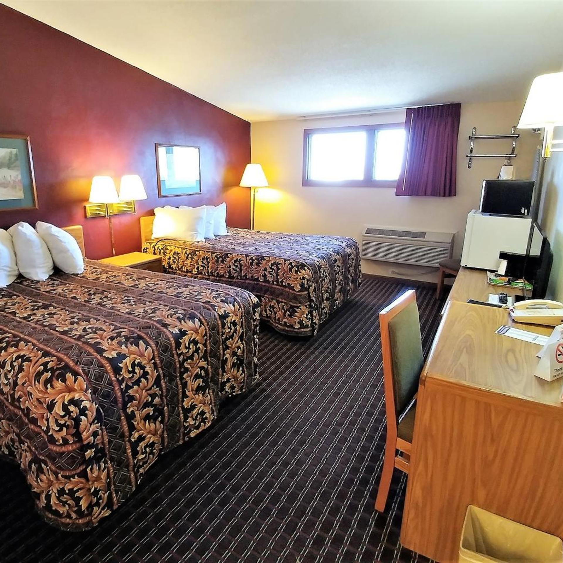 Red Carpet Inn 31/48