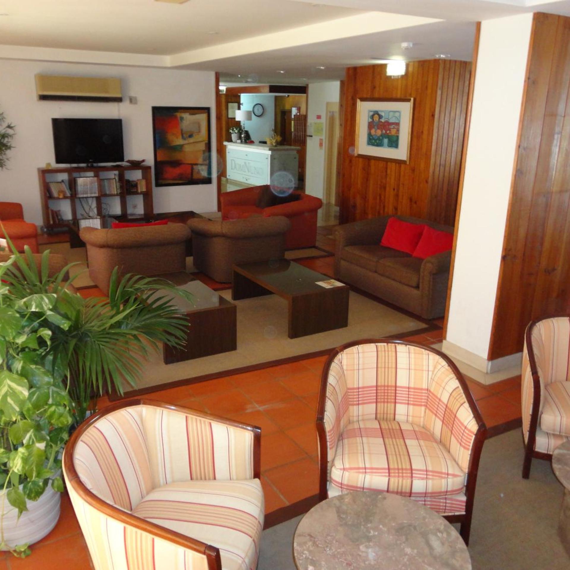 Hotel Dom Nuno 34/49