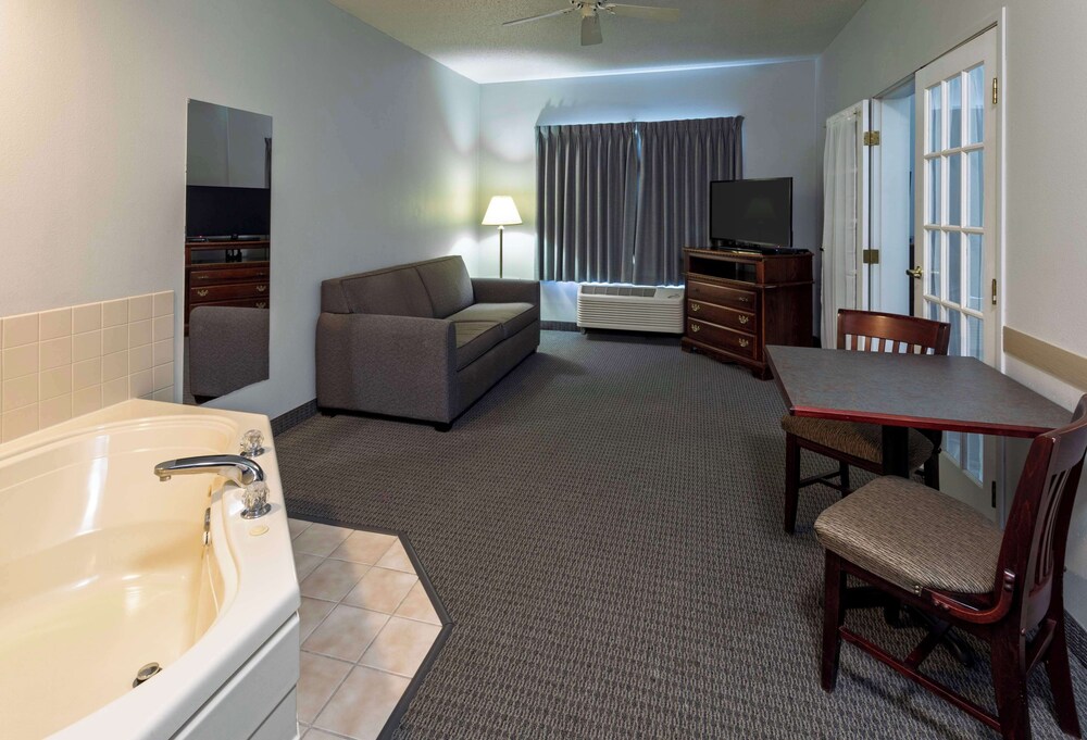 Hastings Country Inn 25/43