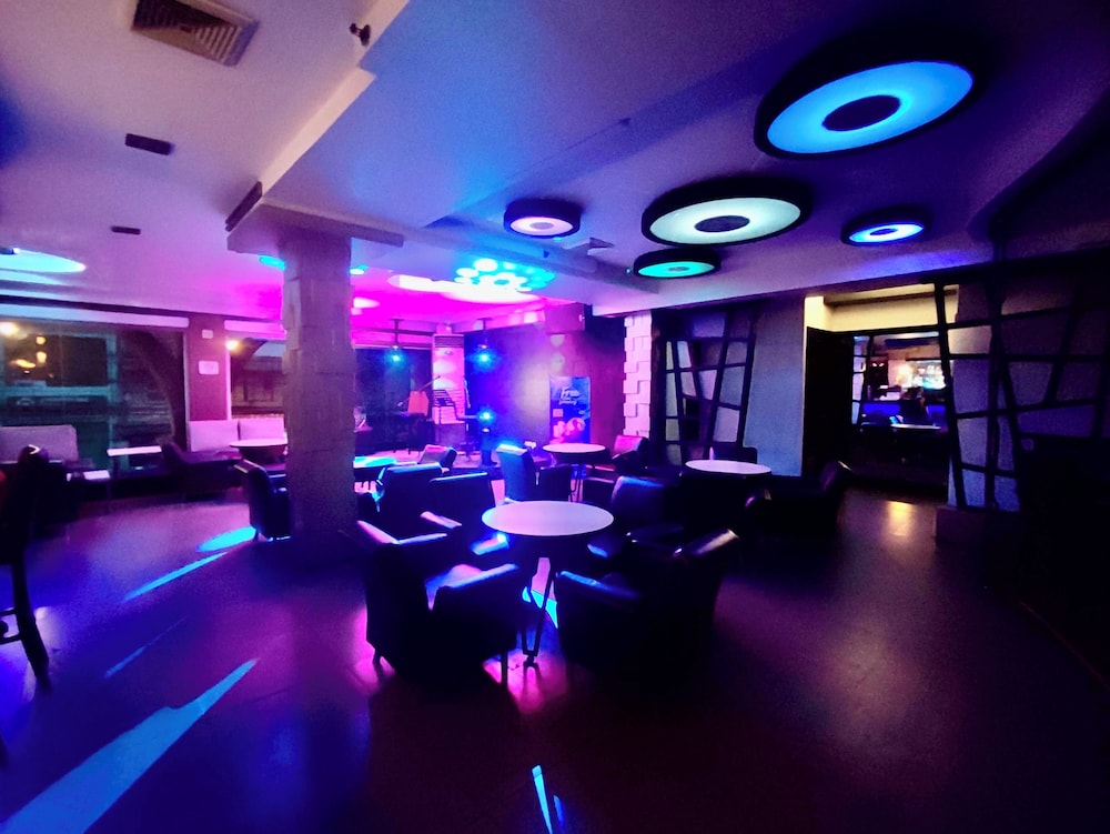 Mo2 Westown Hotel Bacolod - Downtown 37/43