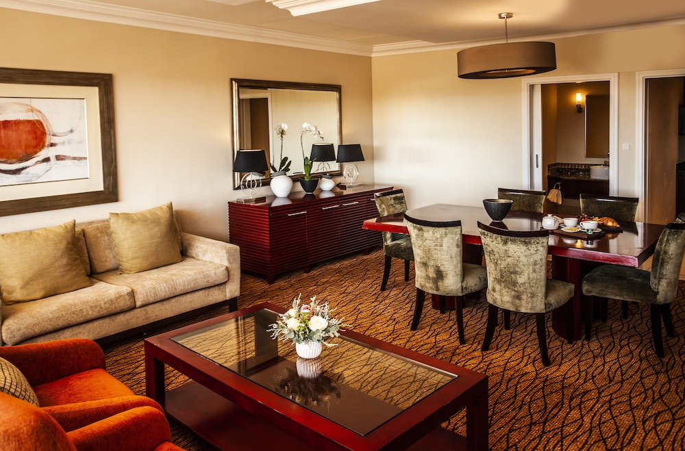 Avani Windhoek Hotel And Casino 46/74
