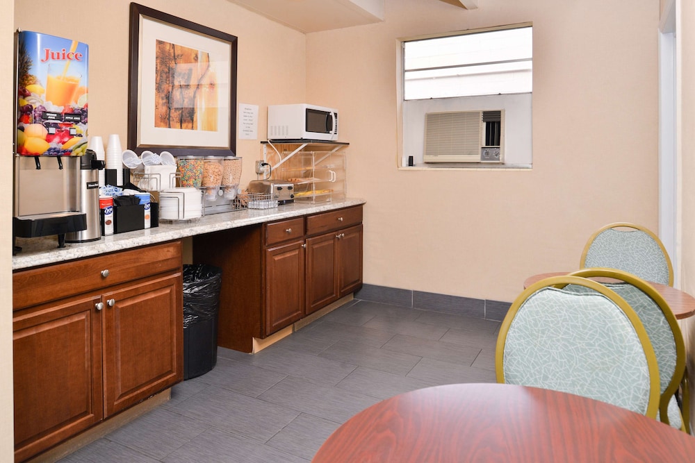 Americas Best Value Inn Augusta Historic Downtown 8/30