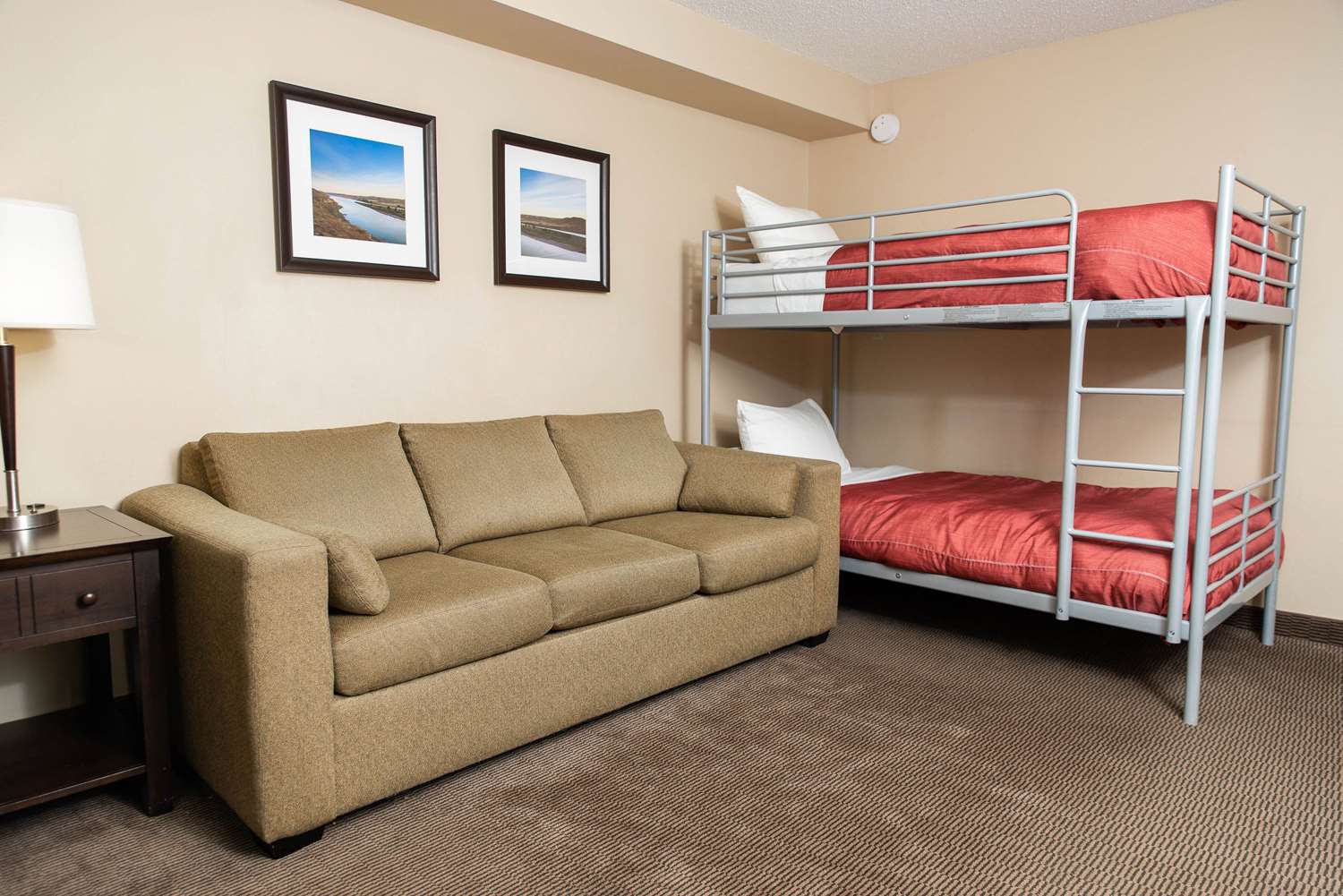 Baymont By Wyndham Red Deer 27/38