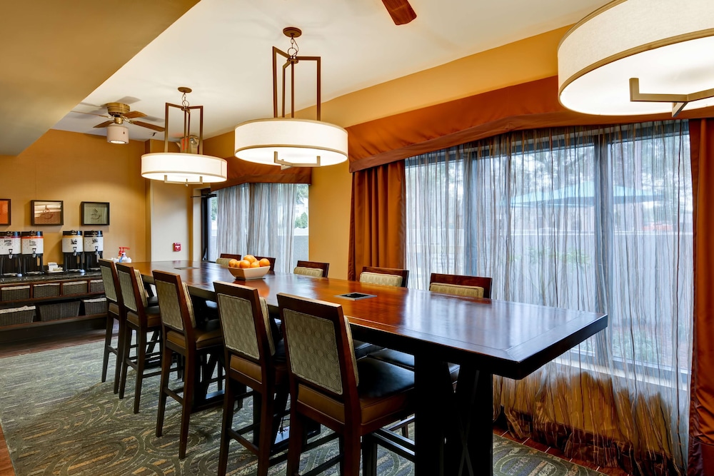 Hampton Inn Jacksonville Downtown I 95 32/41