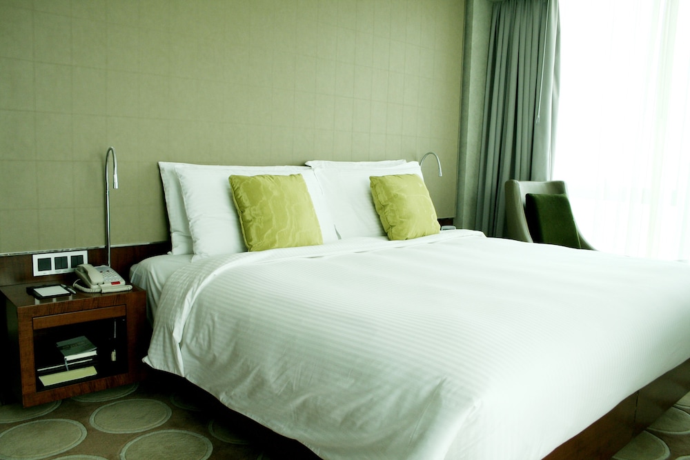 The Eton Hotel Shanghai 17/69