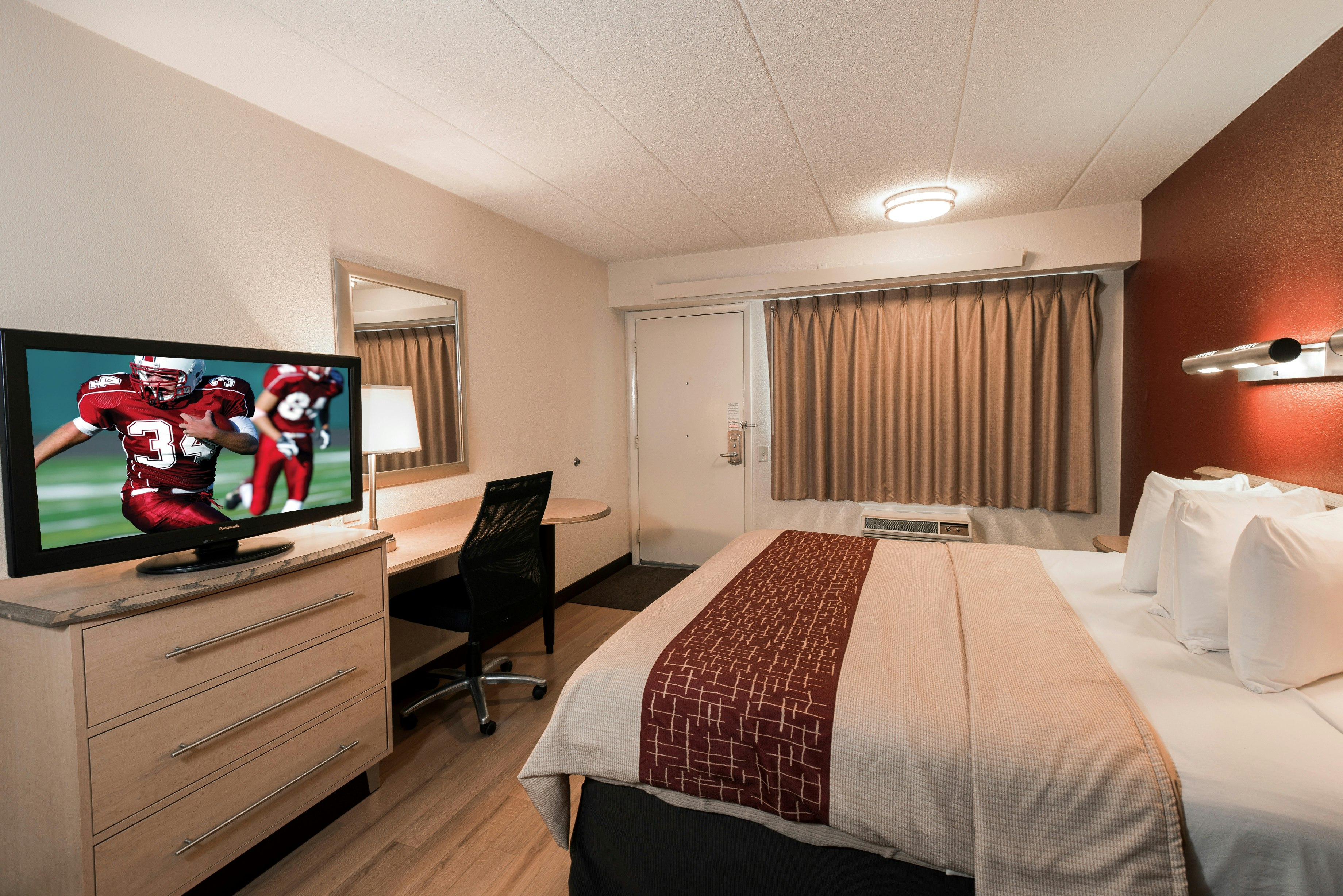 Deluxe, King Bed